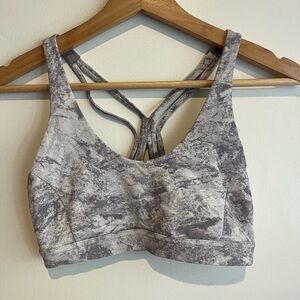 Lululemon bra size 4